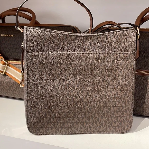 Michael Kors Jet Set Travel Large Messenger Crossbody Bag Brown - Picture 6 of 16